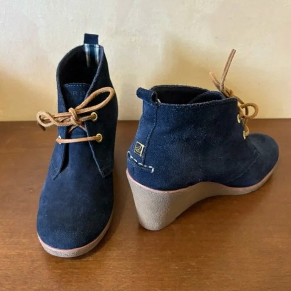 Sperry Topsider Harlow Size 6.5 Blue Suede Wedge Ankle Bootie